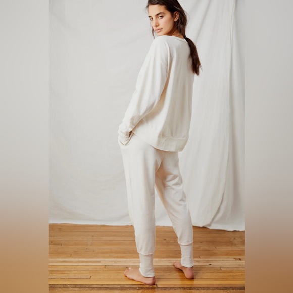 23. Free People NWT Cozy Cool Girl Lounge Set Size M - Picture 5 of 17